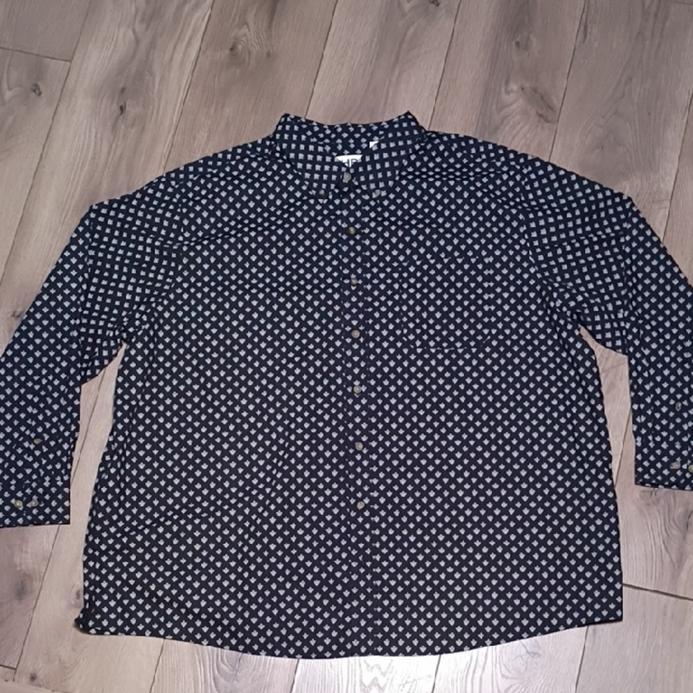 Men's Casual Button Down Shirt - Black and‎ White